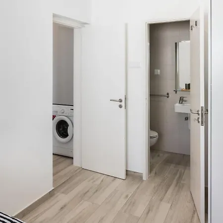 Апартаменты Avo Lucy By Interhome *