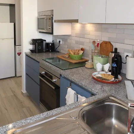 Avo Lucy By Interhome Портиман